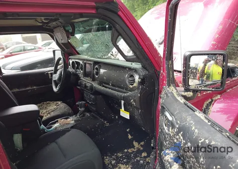 2021 Jeep Wrangler Unlimited Sahara 4X4 from USA, damaged, VIN 1C4HJXEG1MW840676